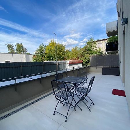 Lunafan Apartment Cluj Napoca Bagian luar foto
