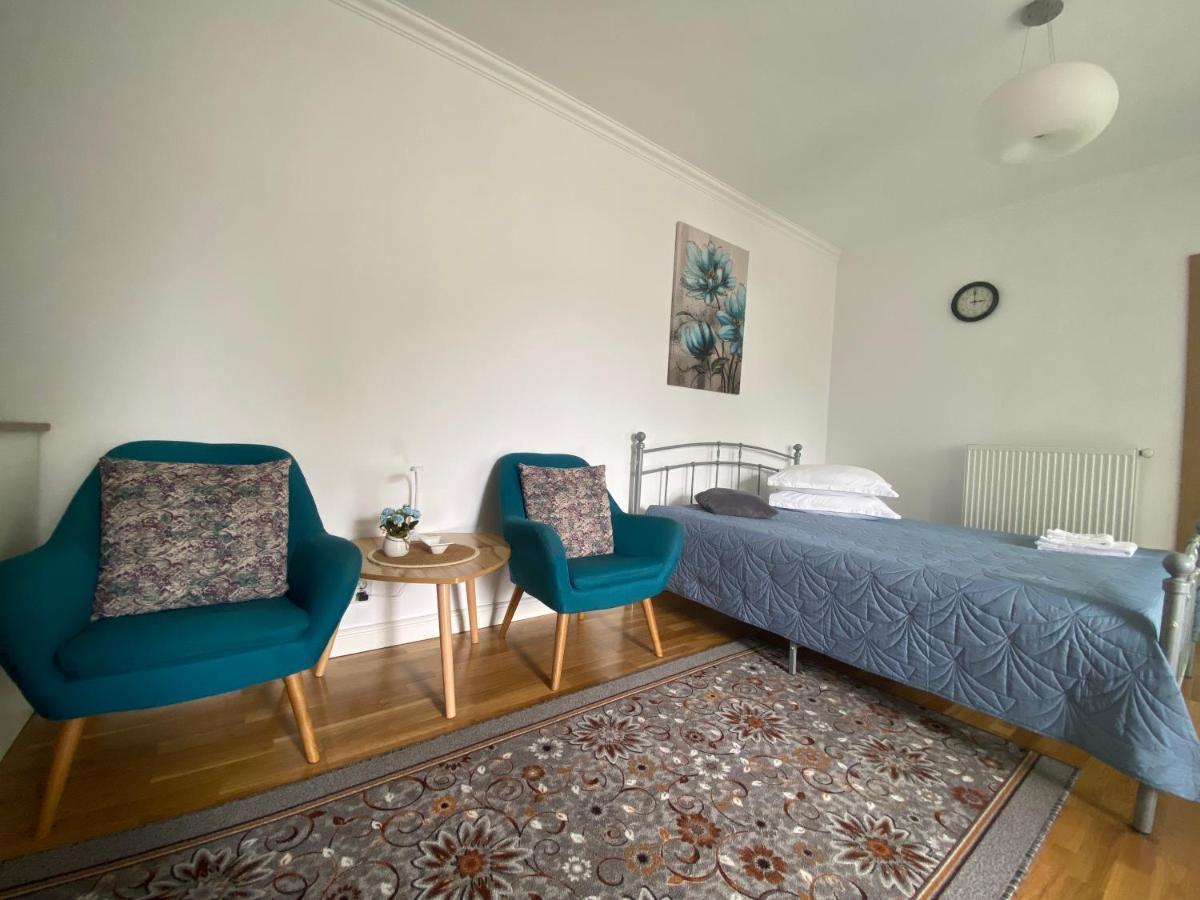 Lunafan Apartment Cluj Napoca Bagian luar foto